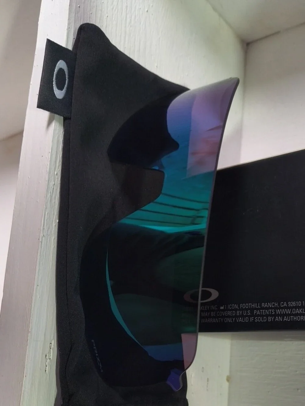 Label on product box